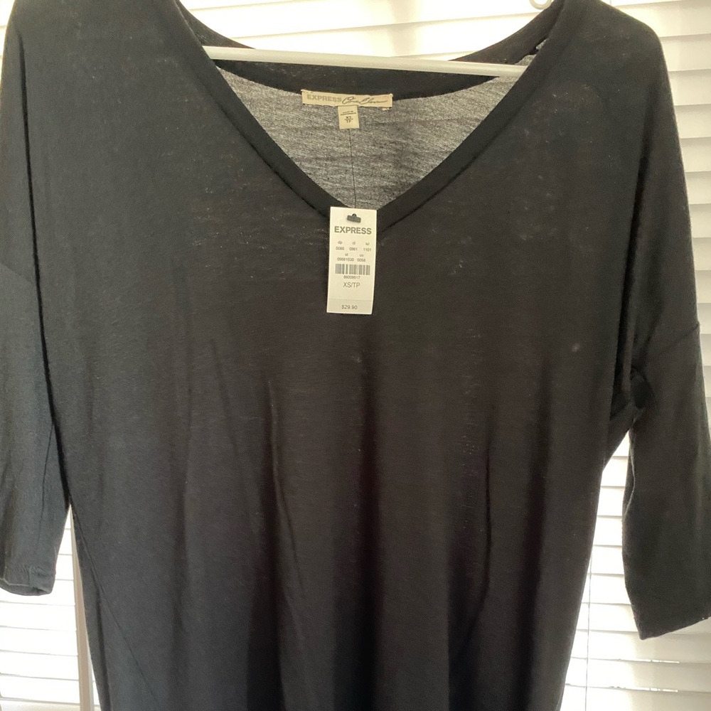 Express v-neck tee